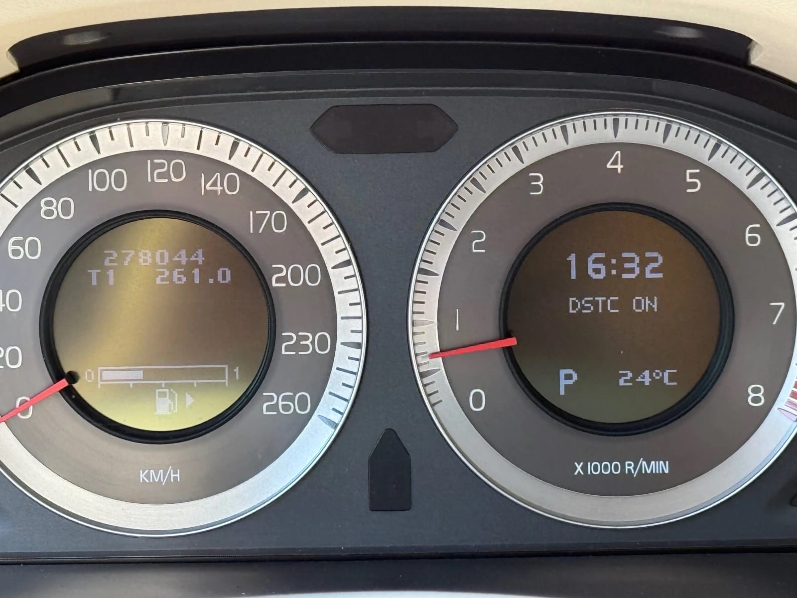 Volvo S80 4.4 V8 — снимка 15