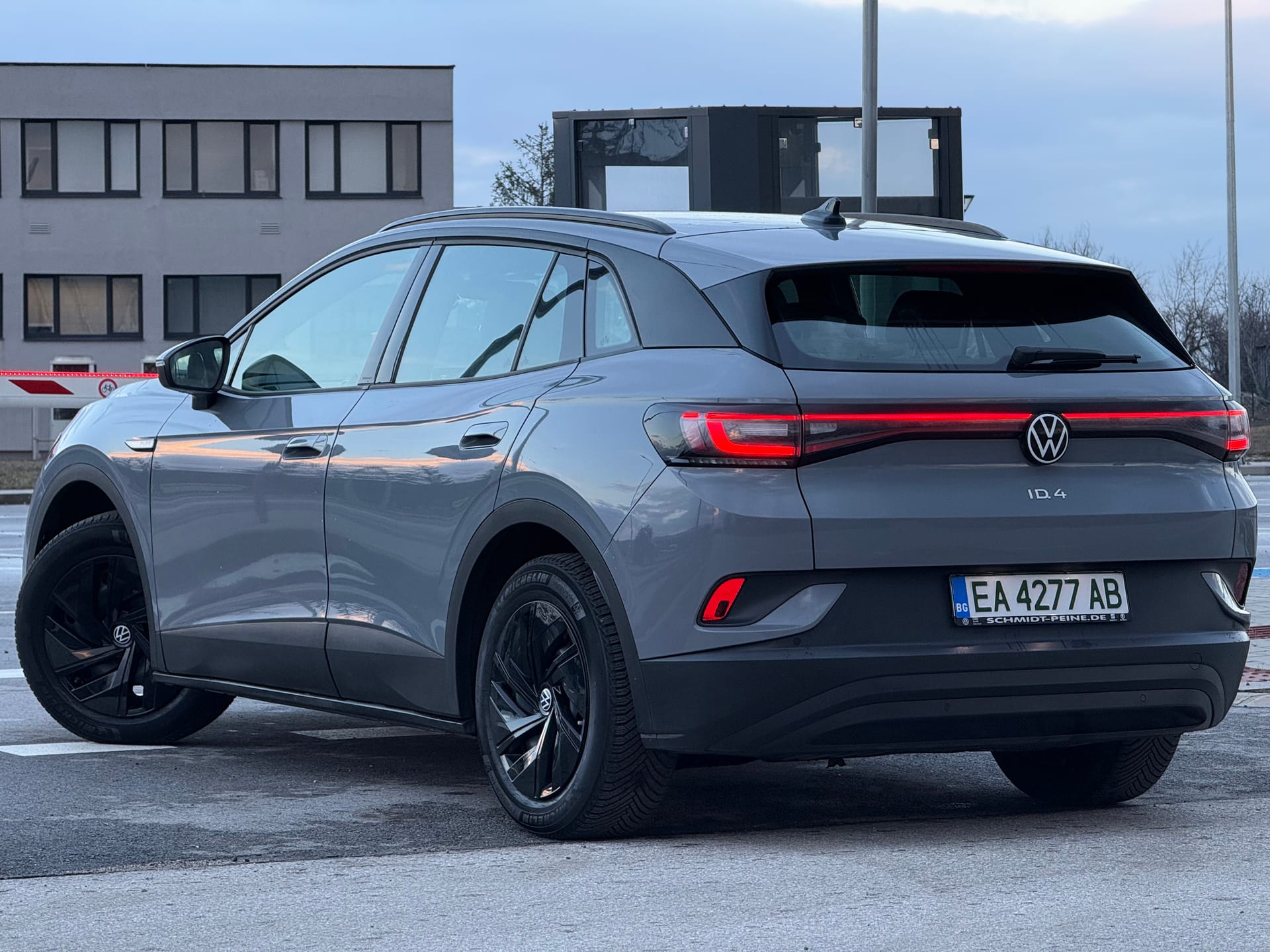 VW ID.4 — снимка 4